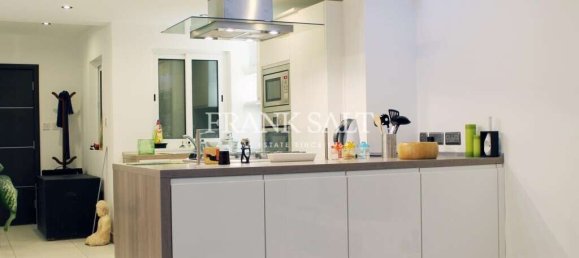 3 غرف نوم شقة في Sliema, Malta رقم 8589 6