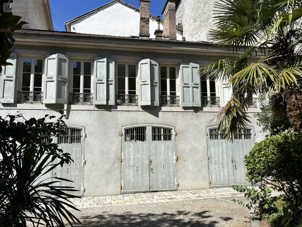 Дуплекс с 4 спальнями в Гренобль, Франция № 296293