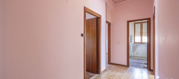 15 rooms House in Treia, Italy No. 257766 4