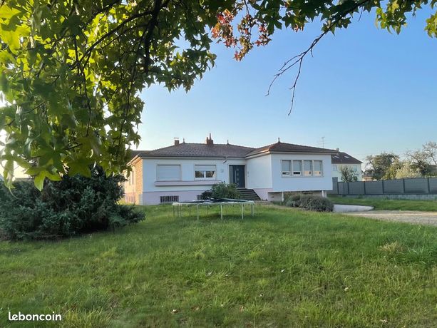 5 bedrooms House in Sarralbe, France No. 306685