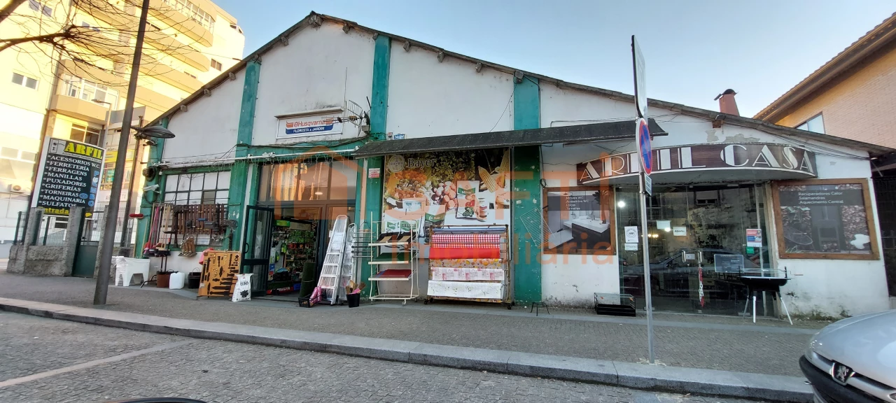 Imóvel comercial em Valença, Portugal 660 m² N.º 68280