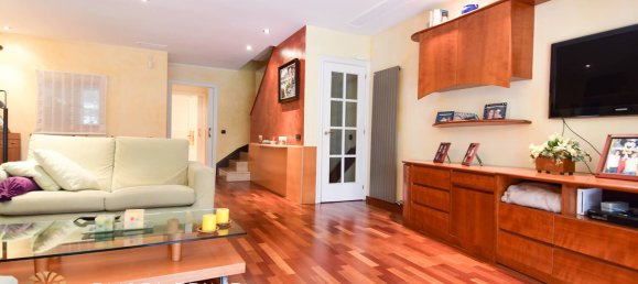 Adosado de 4 dormitorios en Gavà, Spain No. 124 7