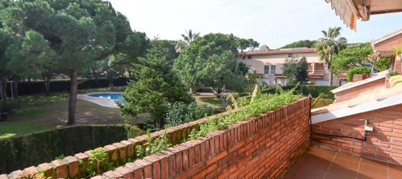 Adosado de 4 dormitorios en Gavà, Spain No. 124 5