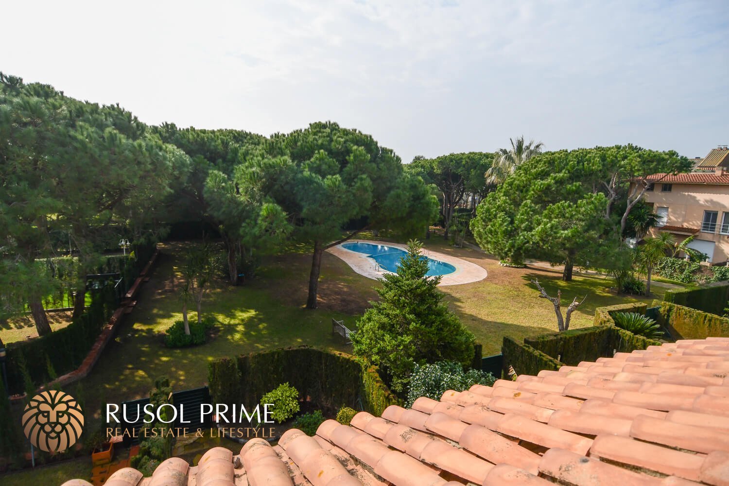 Adosado de 4 dormitorios en Gavà, Spain No. 124