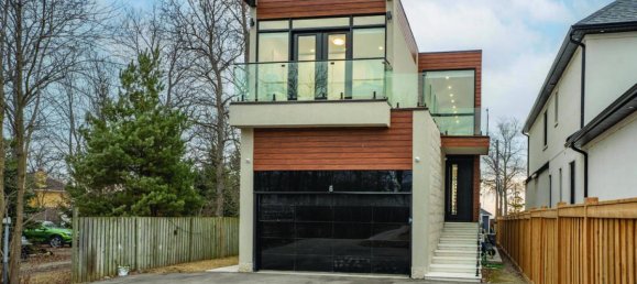 6 bedrooms House in Hamilton, Canada No. 309 3