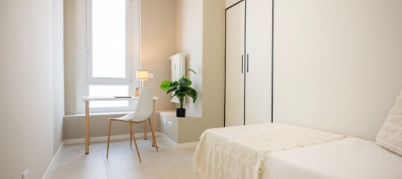 5 bedrooms Apartment in Turin, Italy No. 316721 22