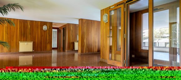 5 bedrooms Apartment in Turin, Italy No. 316721 2