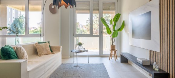 5 bedrooms Apartment in Turin, Italy No. 316721 8