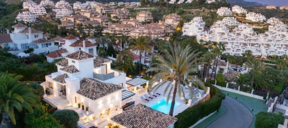 5 Schlafzimmer Villa in Marbella, Spain, Nr. 61239 25