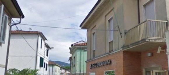 Apartamento T6 em Vecchiano, Italy N.º 380662 2