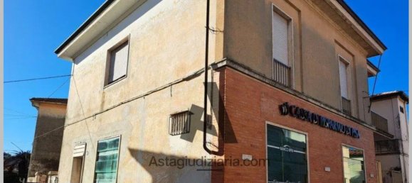 Apartamento T6 em Vecchiano, Italy N.º 380662 18
