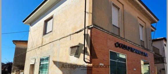 Apartamento T6 em Vecchiano, Italy N.º 380662 30