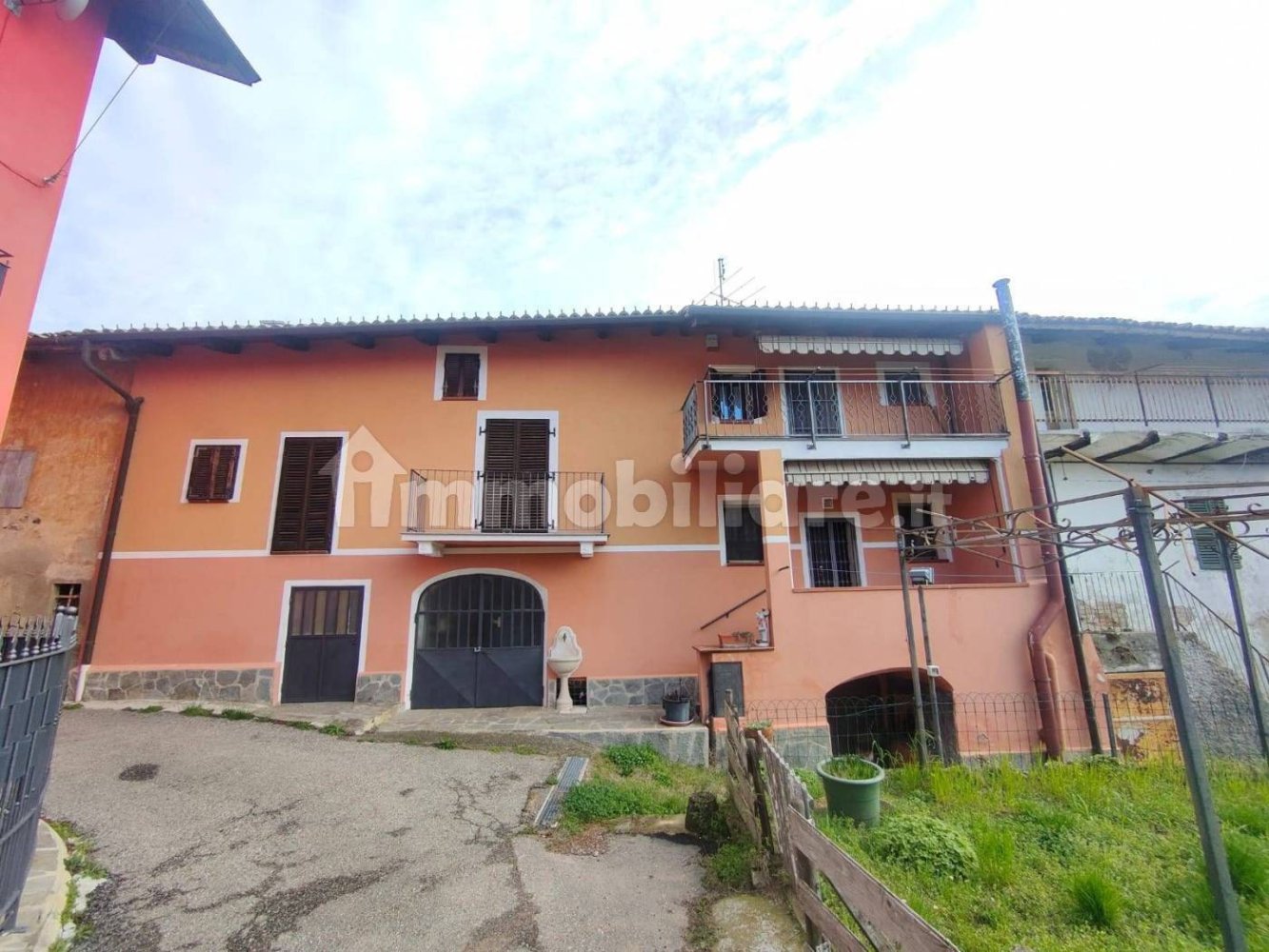 3 bedrooms House in Moncucco Torinese, Italy No. 346584