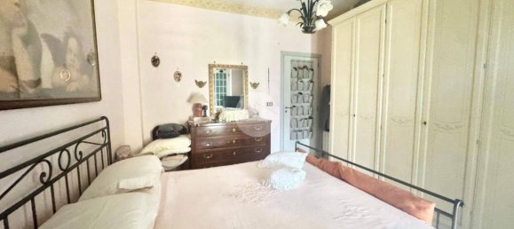 3 bedrooms Apartment in Naples, Italy No. 357615 12