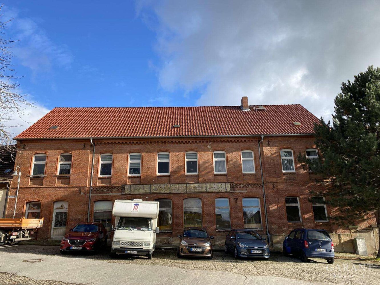 9 chambres Bâtiment à Burgenlandkreis, Germany No. 2544