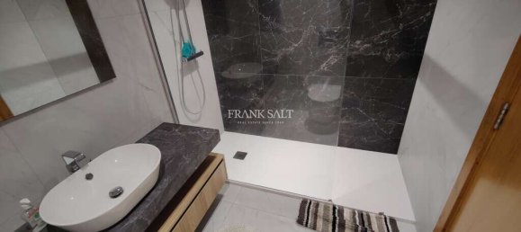 Apartamento de 2 dormitorios en Mellieha, Malta No. 7942 8