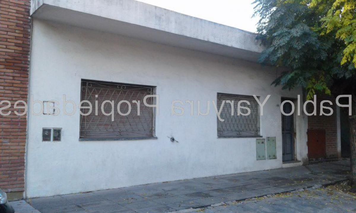 3 bedrooms Apartment in Tres de Febrero, Argentina No. 56424