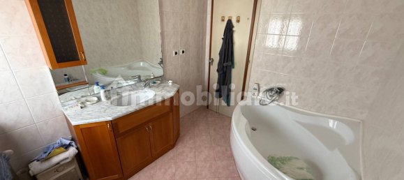 4 غرف نوم فيلا في Udine, Italy رقم 268617 28