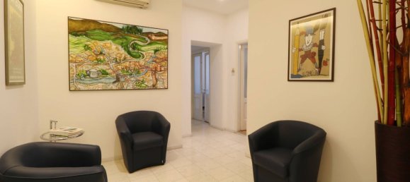 175m² Office in Verona, Italy No. 92142 8