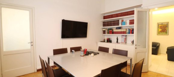 175m² Office in Verona, Italy No. 92142 9