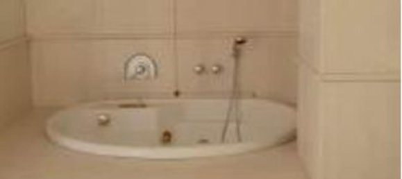 5-salle Appartement à Busto Arsizio, Italy No. 1650 16