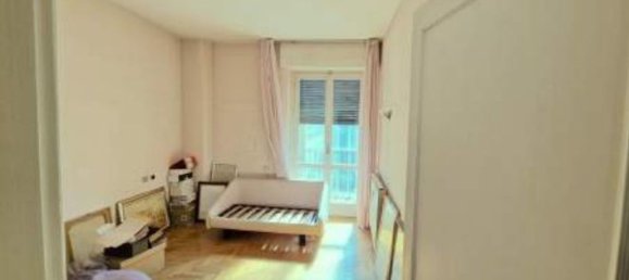 5-salle Appartement à Busto Arsizio, Italy No. 1650 15