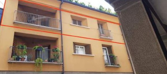 5-salle Appartement à Busto Arsizio, Italy No. 1650 5