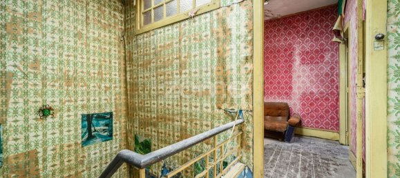 6 bedrooms Building in Porto, Portugal No. 12835 12