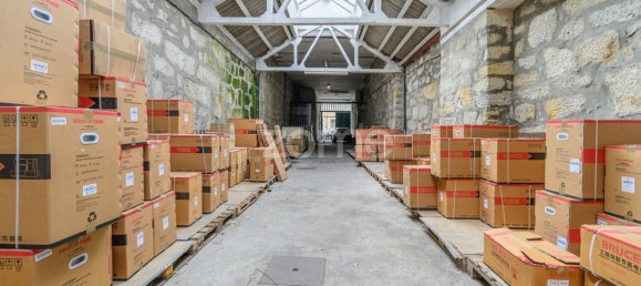 6 bedrooms Building in Porto, Portugal No. 12835 17