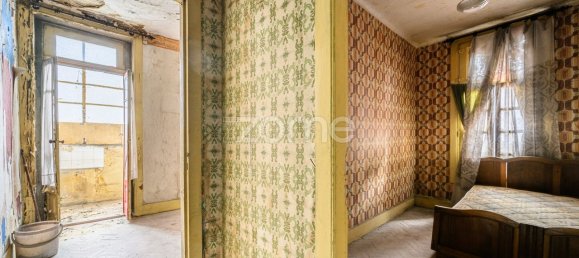 6 bedrooms Building in Porto, Portugal No. 12835 7