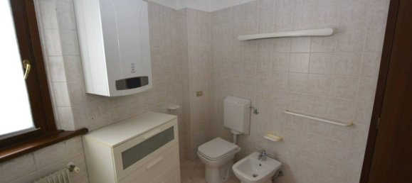 Apartamento T2 em Udine, Italy N.º 310758 12