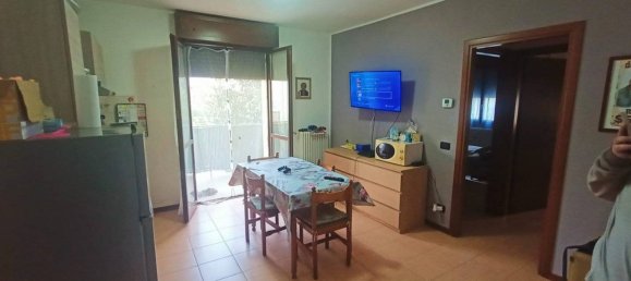 1 bedroom Apartment in Cadelbosco di Sopra, Italy No. 322852 2