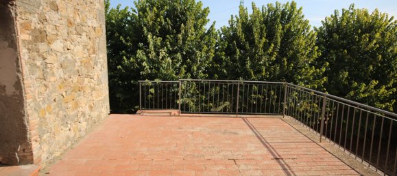 7 bedrooms Castles in Montecatini Val di Cecina, Italy No. 35144 10