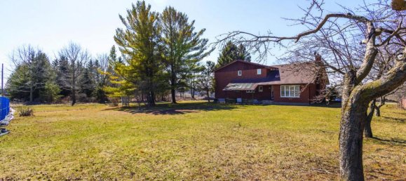 4 bedrooms House in Oshawa, Canada No. 897 6