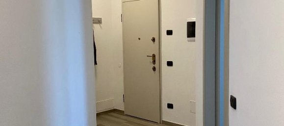 Квартира с 7 комнатами в Комо, Италия № 13750 3