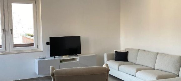 Квартира с 7 комнатами в Комо, Италия № 13750 9