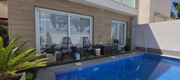 3 Schlafzimmer Haus in Alicante, Spain, Nr. 187989 45