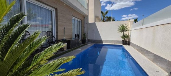 3 Schlafzimmer Haus in Alicante, Spain, Nr. 187989 3