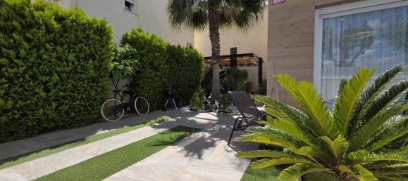 3 Schlafzimmer Haus in Alicante, Spain, Nr. 187989 2