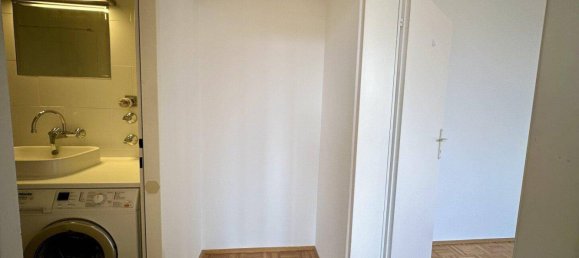 2-salle Appartement à Baden, Austria No. 185114 8