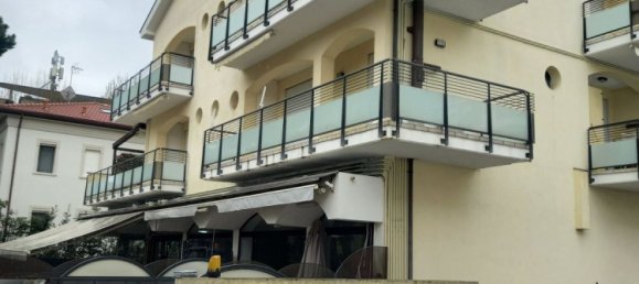 Apartamento de 3 dormitorios en Cattolica, Italy No. 352297 6