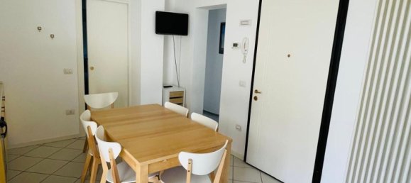 Apartamento de 3 dormitorios en Cattolica, Italy No. 352297 10