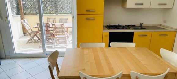 Apartamento de 3 dormitorios en Cattolica, Italy No. 352297 8