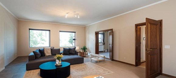 Villa de 4 dormitorios en Wurzburg, Germany No. 247083 2