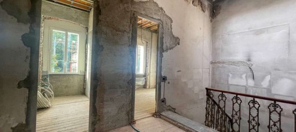 9 rooms House in Florence, Italy No. 192948 8