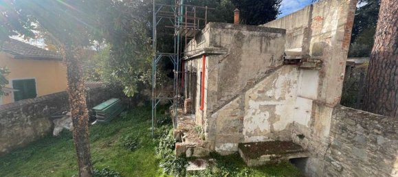 9 rooms House in Florence, Italy No. 192948 4