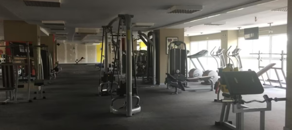 Gewerbliche Immobilie in Alicante, Spain 1400m², Nr. 207269 8