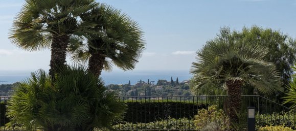 7 bedrooms Villa in Vallauris, France No. 1514 2