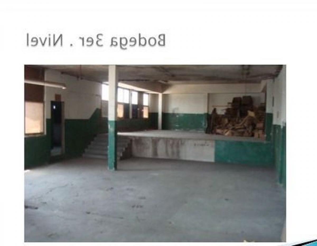 325m² Building in Mexicali, Mexico No. 200982