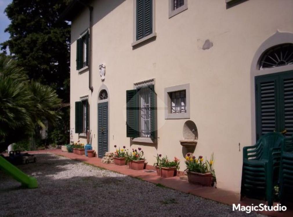 11 rooms Villa in Sesto Fiorentino, Italy No. 35733